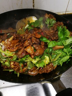 The practice measure of chicken of sweet hot dry pot 5