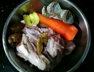 秋はほとんど飲むのに適しています-西洋料理古い腎臓豚1のZuoのスープの練習対策