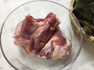 4を煮込んだ豚の大きな骨の昆布の頭のスープの練習対策