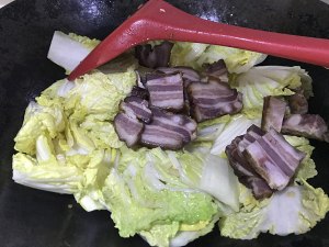 ベーコン6を炒めるために白菜をすばやく処理する練習方法