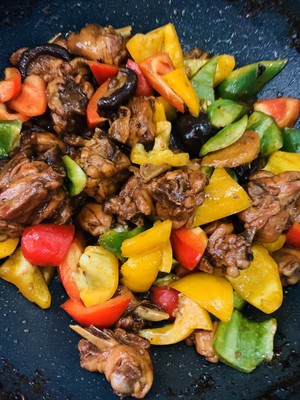 The practice measure that exceeds chicken of delicious Xianggu mushroom yellow stew 6