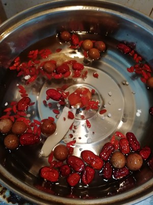 The practice measure of chaffy dish of Guangdong chicken Bao 7