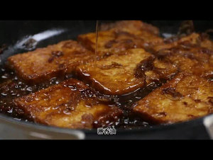 ほとんどボイラー ごはんと一緒に食べると、豆腐18 