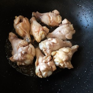 Root of wing of sweet juice chicken, the practice measure that the suck that simple family person loves the way points to chicken 6