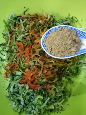 Cupreous hill special local product is popular the practice measure of dish of hot food go with rice 12