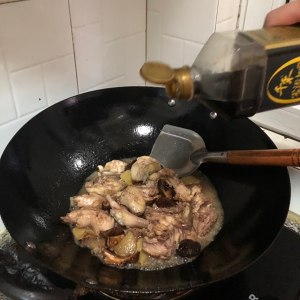 The daily life of a family the practice measure of 3 cups of chicken 5
