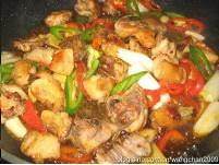 The practice measure of chicken of dry stir-fry before stewing 5