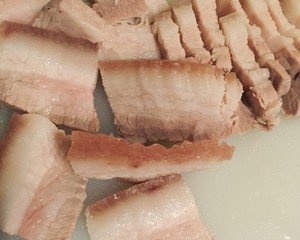 成都で再びピーマン料理の肉の調理法1