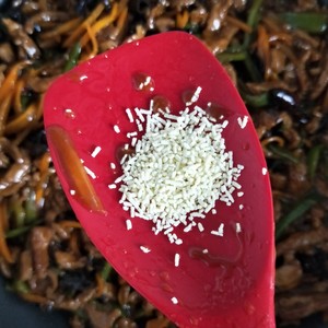 Traditional edition is sweet-and-sour juice fish sweet shredded meat, of adult child love most, I also like to eat, putting thick broad-bean sauce just is old flavour, will quickly try. practice measure 25