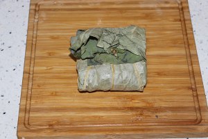 The practice measure of chicken of polished glutinous rice of lotus leaf Chinese chestnut 18