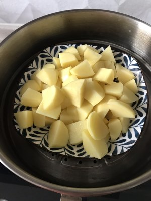 The practice measure of oily stew chicken 4