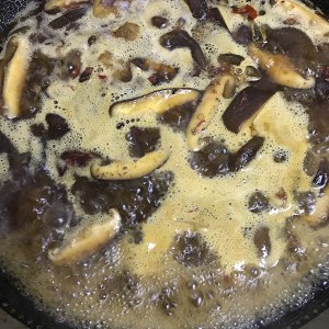 The practice measure of chicken of domestic edition yellow stew 12