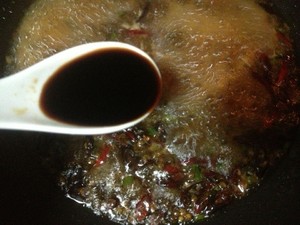 いくつかのホットスパイスプラントのいずれかの麻の手が鶏肉を裂きます 暖かい冬のエディションの練習対策9 