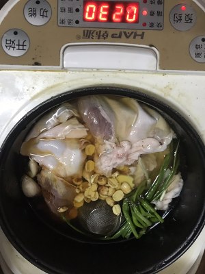 The practice measure of noisy skin of pig of bittern of cold and dressed with sause 5