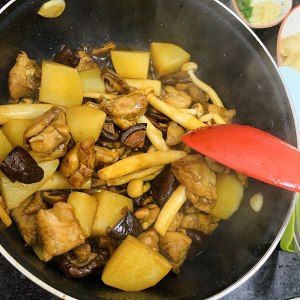 鶏肉を食べるために肉を取る練習手順 brightのyellow stew 6 