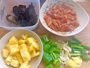 The practice measure that pineapple of profusion pineapple season fries chicken 1