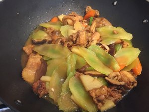Chicken of yellow stew of the daily life of a family (add all sorts of vegetable) practice measure 10