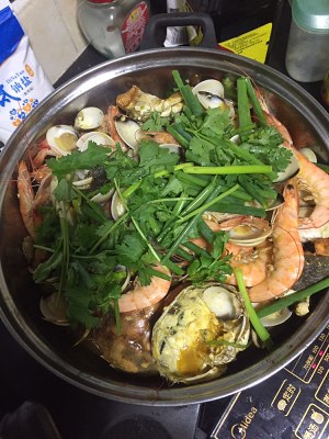 The practice measure of Bao of shrimp crab chicken 11