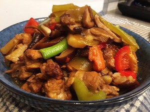 Chicken of yellow stew of the daily life of a family (add all sorts of vegetable) practice measure 12