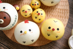 " chicken " auspicious flexibly the practice measure of small steamed bread 33