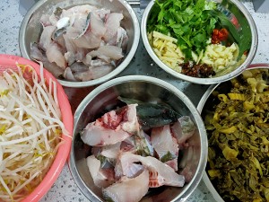 The practice measure of the fish of pickled Chinese cabbage that can drink boiling water 1