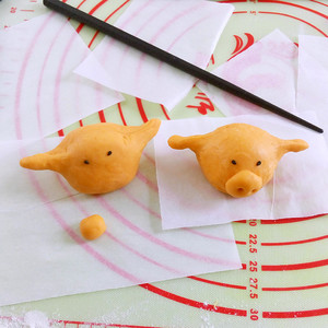 Allhallows pumpkin is small the practice measure of steamed bread of flying pig bread 4
