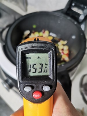 Xiaobaiが本物の宮殿を揚げて子4