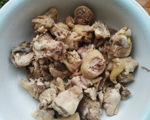 The practice measure of chicken of arenaceous boiler yellow stew 1