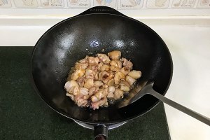 Delicious to lick dish the practice measure of yellow stew chicken 10
