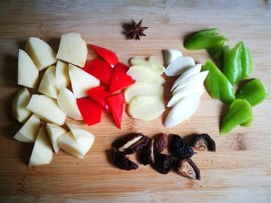 The practice measure of yellow stew chicken 3