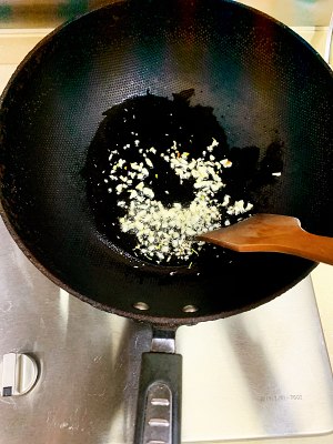 祖母の食べ物がステーキ肉3を揚げる練習方法
