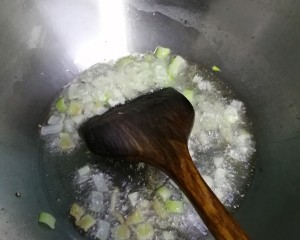 食事をするのは好きではありません。 子の宮殿がgal子7 