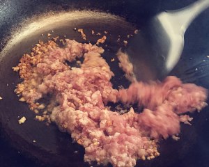 成パターンのニンニクの成鶏の肉のソースの豚の腸のピンク（巨大な甘い！  ）対策4 