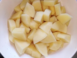 The practice measure of potato of braise in soy sauce 2