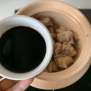 The practice measure that stews drumstick than the Xianggu mushroom with yellow stew even delicious chicken 4