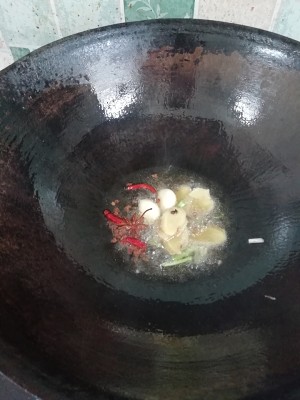 The practice measure that Linyi fries chicken 4