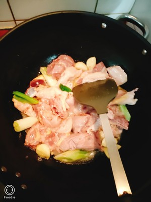 Ovine abdomen bacterium is held in the arms run the practice measure of ground chicken 5