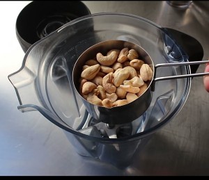 The practice measure of taste of cashew of * of Indian flavor chicken 20