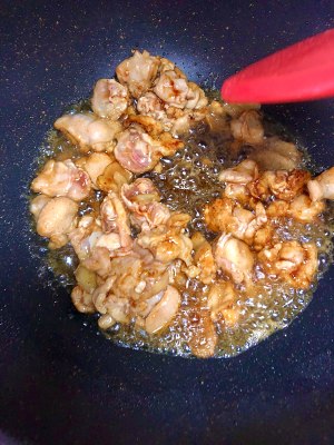 Quan Yuzhou is the simplest most the rice of yellow stew chicken of go with rice is delicious the practice measure that arrives to have 3 bowls of rice repeatedly 6