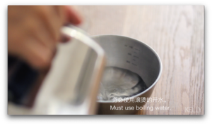 Moistureproof avoid boil not the albumen candy recipe of disappear bubble / video of A pig bake: The practice measure of candy of equestrian beautiful jade 5