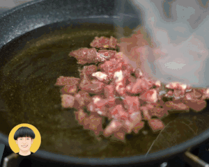 The practice measure of thick chili sauce of plain type beef 6