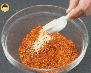 The practice measure of thick chili sauce of plain type beef 8