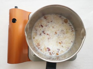 [peach glue tremella stews milk] inside the practice measure that adds tremella to give glue key quickly 4