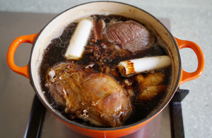 The practice measure of the sauce beef with bovine towering gas 7