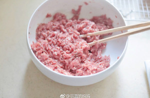 The practice measure of beef hamburger 8