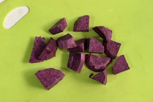 The practice measure of flummery of violet potato milk 1