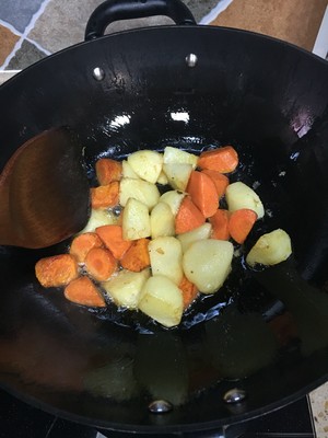 The practice measure of the beef of rustle potato carrot that stew 2