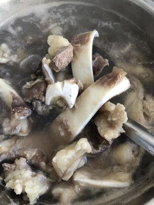 The practice measure of soup of bovine bone green turnip 2