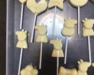 The practice measure that contains milk lollipop 6