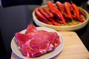 The practice measure of beef thick chili sauce 1